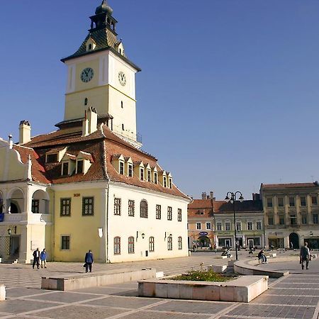 Brasovapart Piata Sfatului Exterior photo